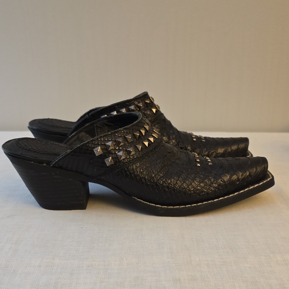 Ariat Women's Black Leather Python Embossed Studded Pointed Toe Mule Slip-On 7.5